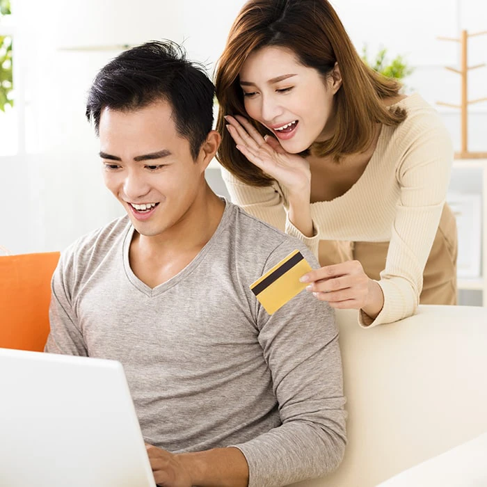 Online Banking Young Asian Couple